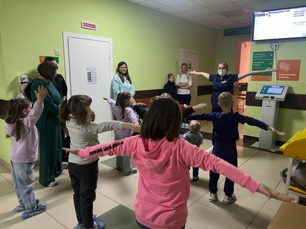 Утренняя зарядка в Центре Здоровья